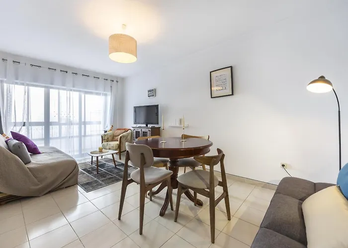 Coolhouses Algarve Luz, Sunny Daire *